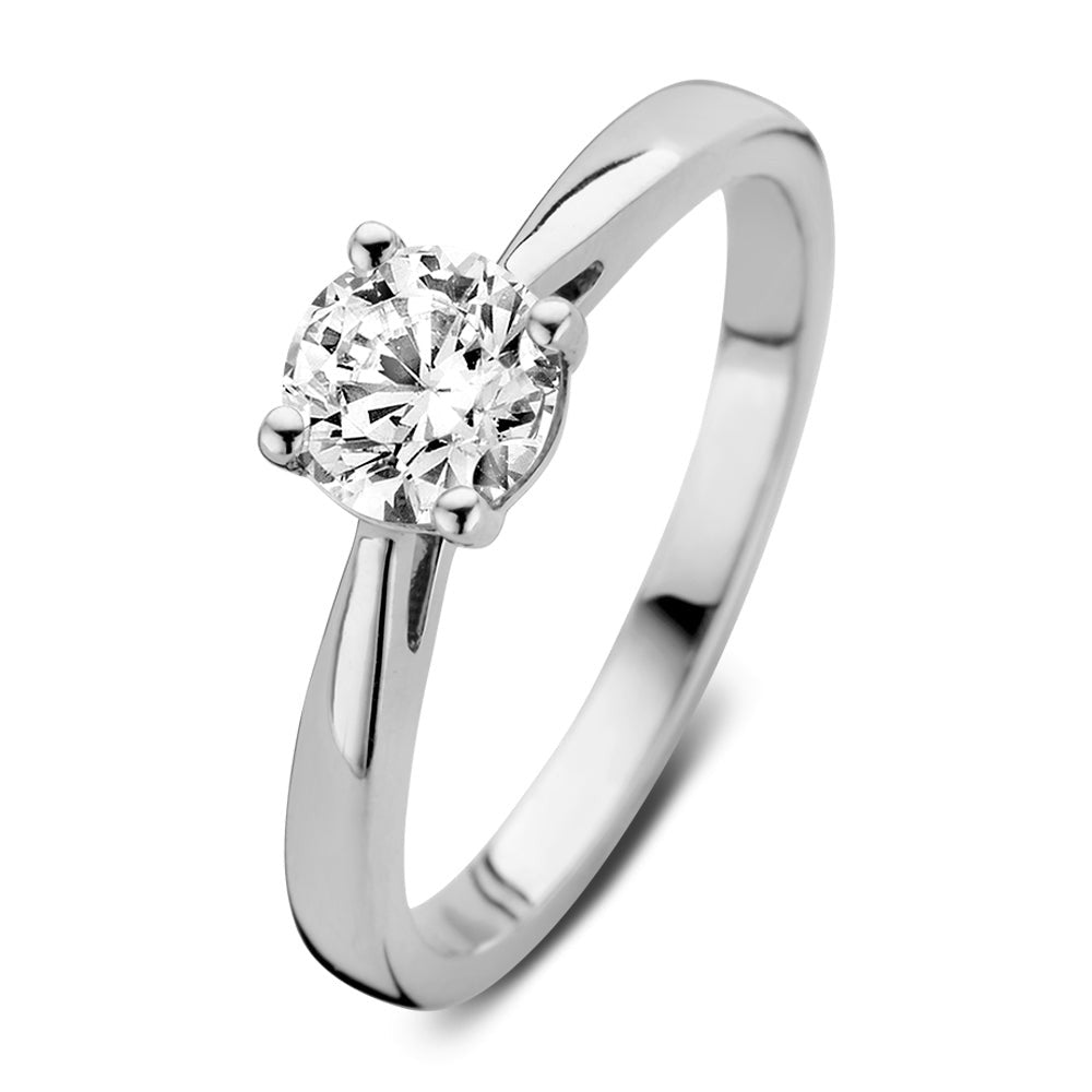 Bague en or blanc avec un diamant rond de 0,75 carat.