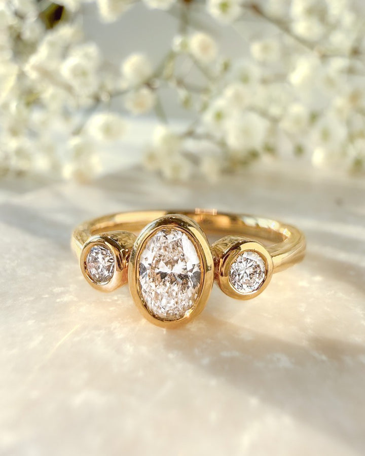 Ring Sofia 0,70 crt. geelgoud