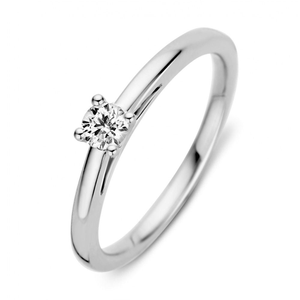 Bague en or blanc avec un diamant brillant de 0,19 carat.