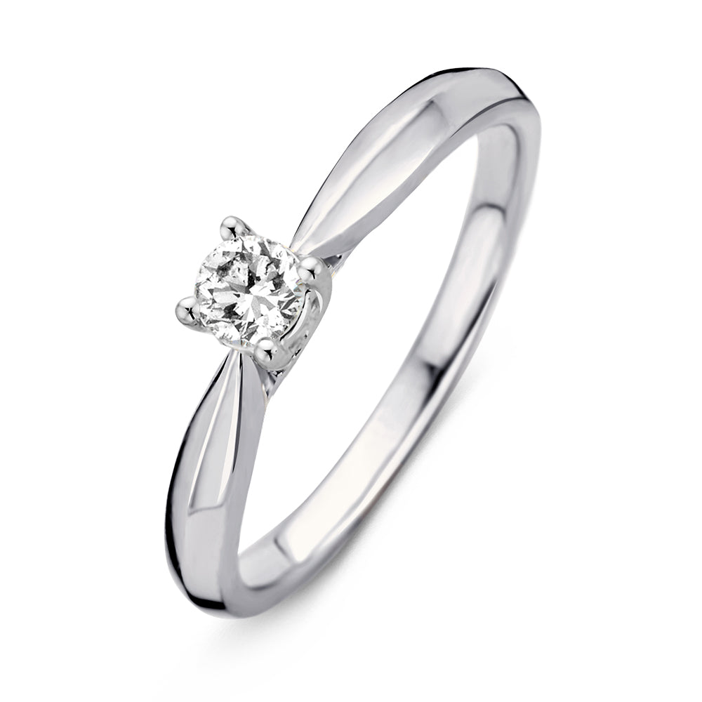Bague en or blanc élégant avec un diamant brillant de 0,24 carat.