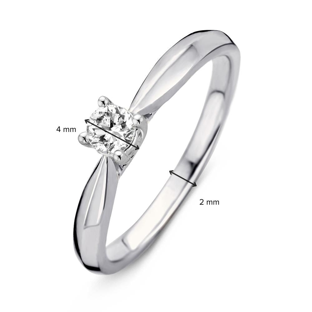 De Excellent Jewelry Elegant White Gold Ring heeft een ronde 0,24-karaats diamanten middenstuk op een slanke band, gemaakt van gepolijst 14-karaats witgoud voor een eenvoudige, elegante look.