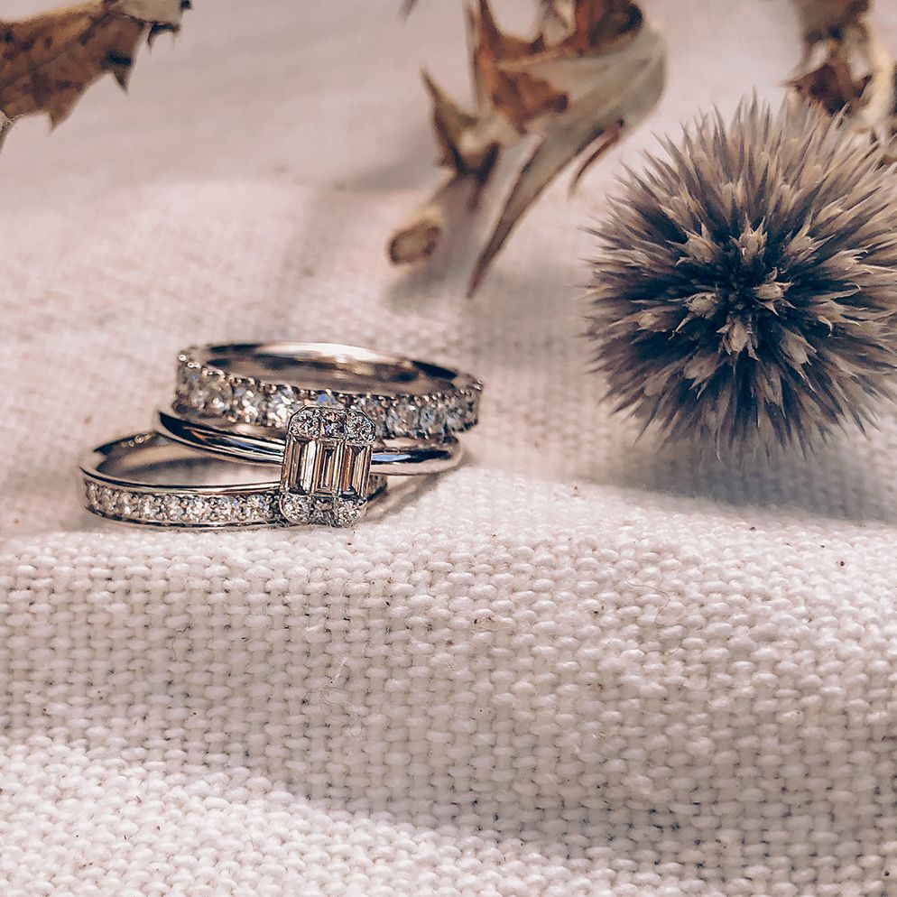 Bague en or blanc épurée avec diamant brillant – 0,27 ct