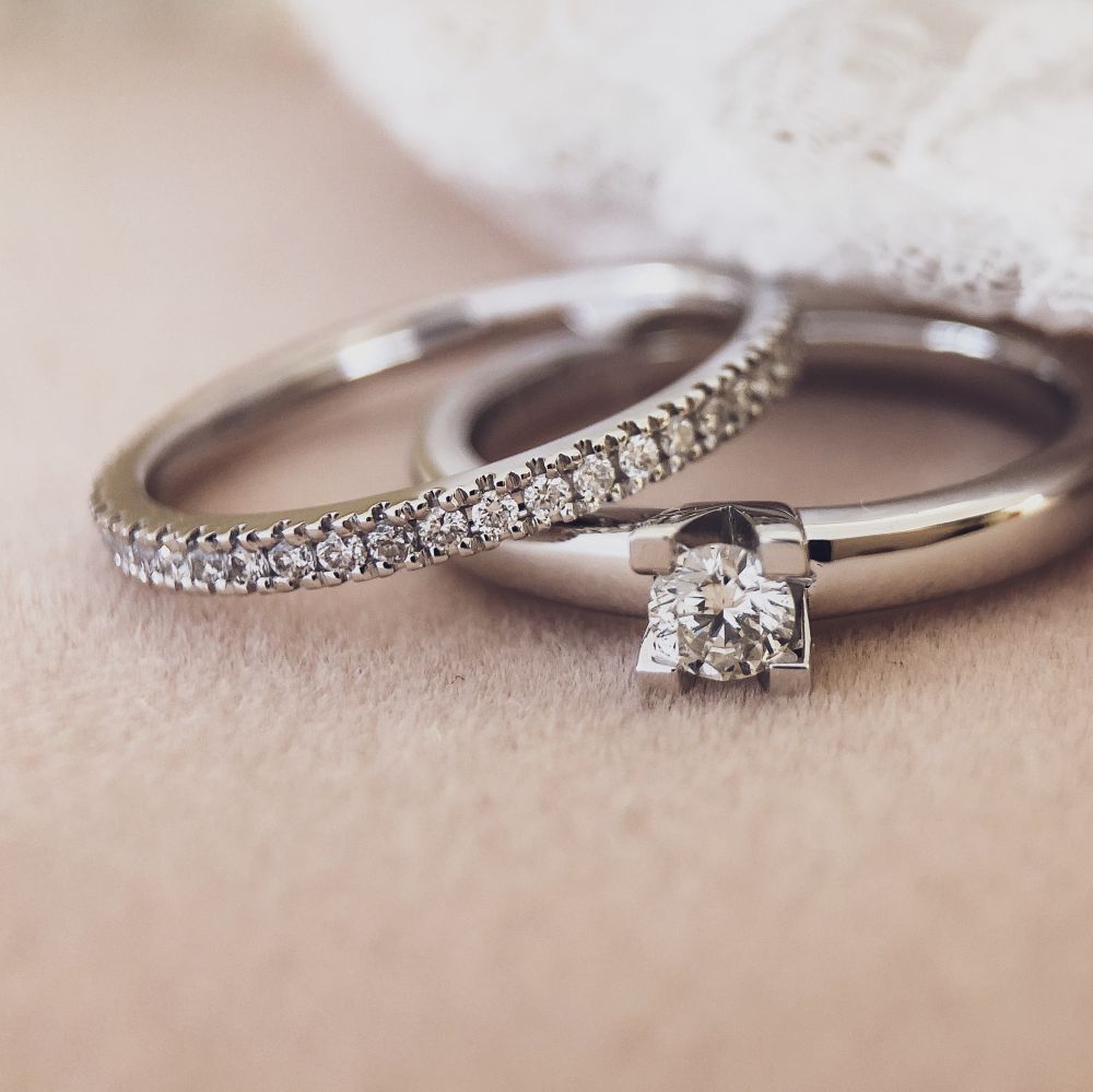 Bague en Or Blanc Sertie de Diamants Tout Autour 0.33 crt. ( tout autour )