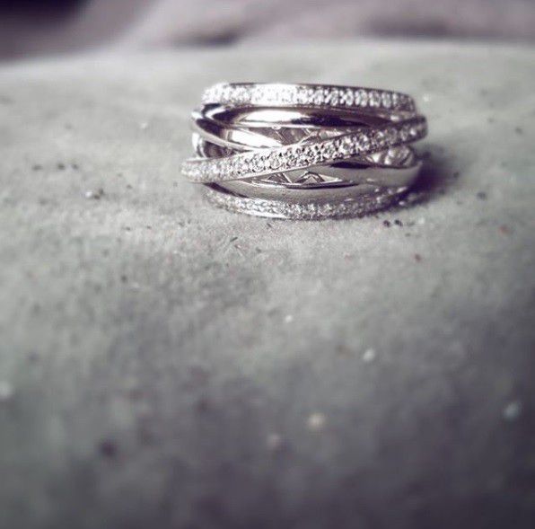 Bague en or blanc avec diamants brillants – 0,34 crt