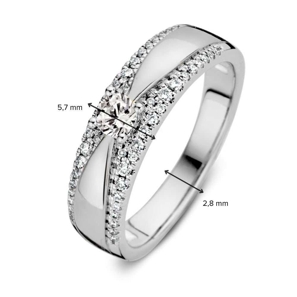Bague en or blanc élégant avec diamant brillant de 0,40 carat