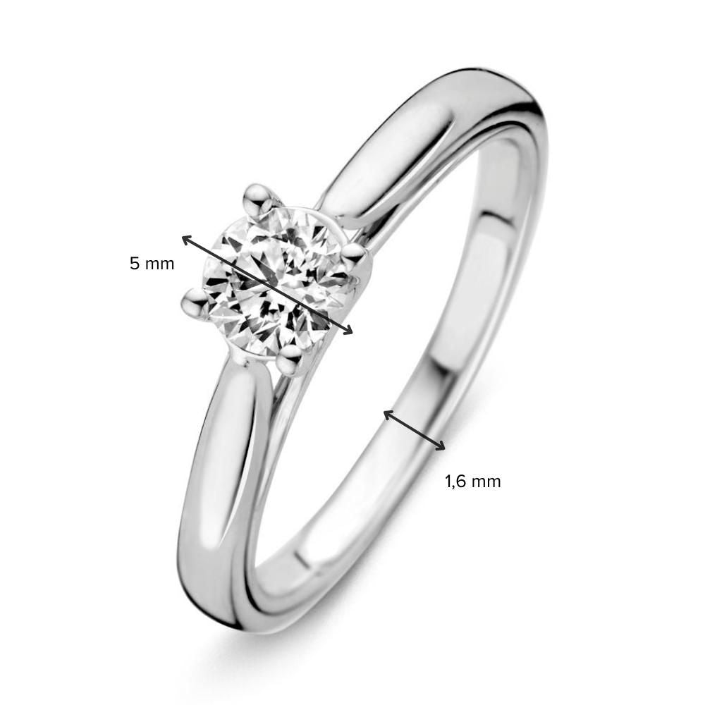 Bague en or blanc élégant avec diamant de 0,50 carat