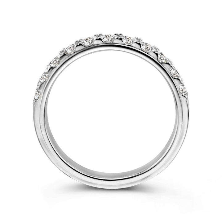 Stunning White Gold Ring with Brilliant Diamonds in Chaton Setting (0.76 Carat)
