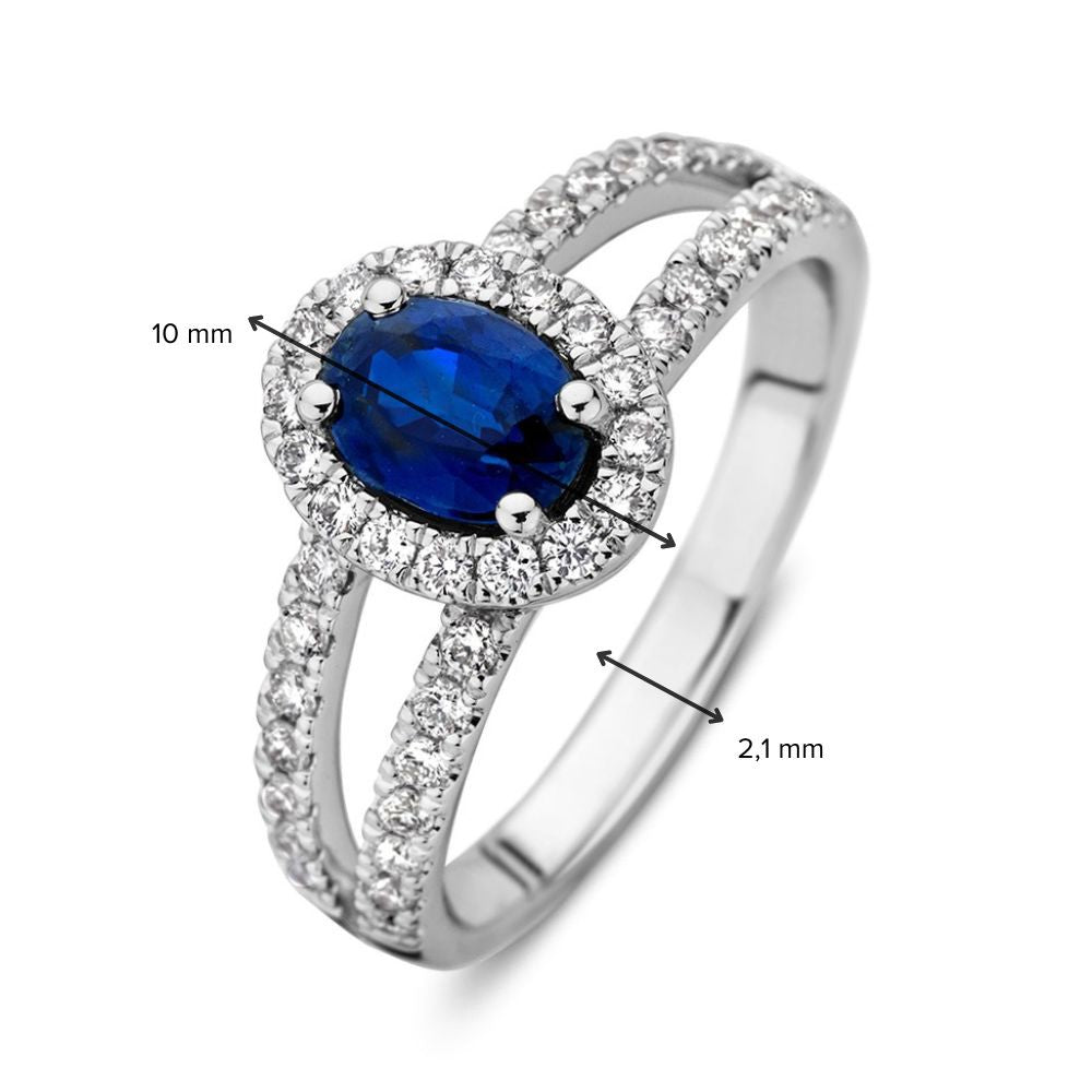 Bague en Or Blanc avec Saphir Bleu Ovale, Entourage de Diamants, 14 Carats, 1.02 crt Saphir, 0.50 crt Diamants