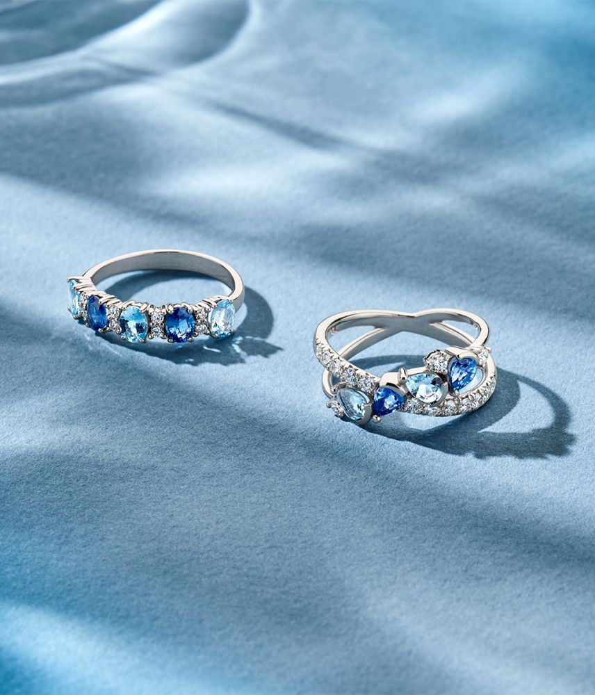 Bague en Or Blanc 18kt avec Saphirs Ovales, Aigue-Marines et 0.12ct de Diamants
