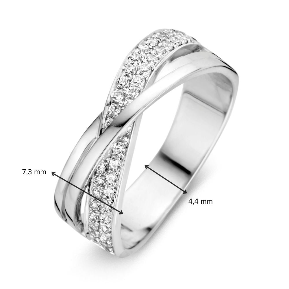 Bague en Or Blanc Élégante avec des Zircones Éblouissantes pour un Look Intemporel