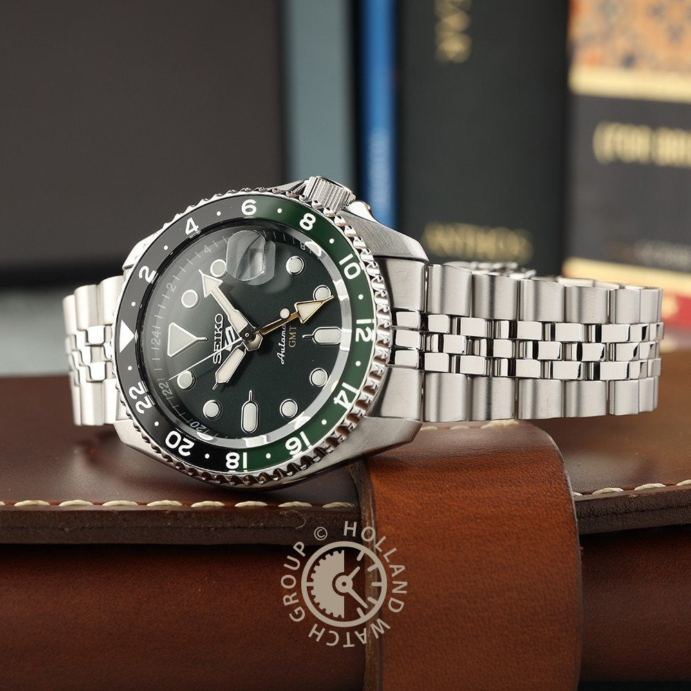 Montre Seiko 5 Sports SSK035K1