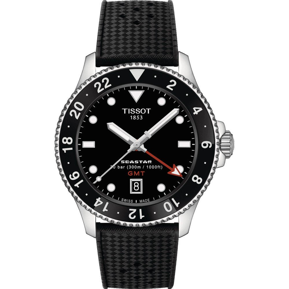 Montre Tissot Seastar 1000 Quartz GMT avec cadran noir, boîtier en acier inoxydable et bracelet en caoutchouc noir.