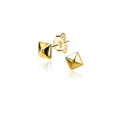 Boucles d'oreilles dorées en forme de pyramide.