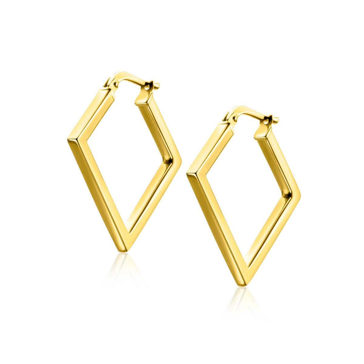 Boucles d'oreilles dorées en forme de losange avec une finition lisse.