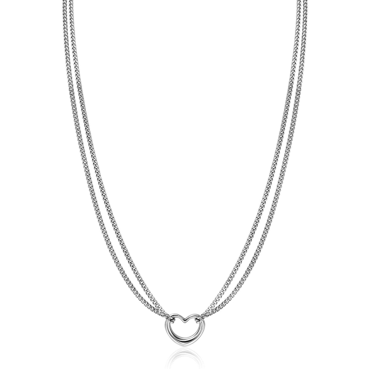 Collier en argent avec deux chaînes entrelacées et un pendentif en forme de cœur.