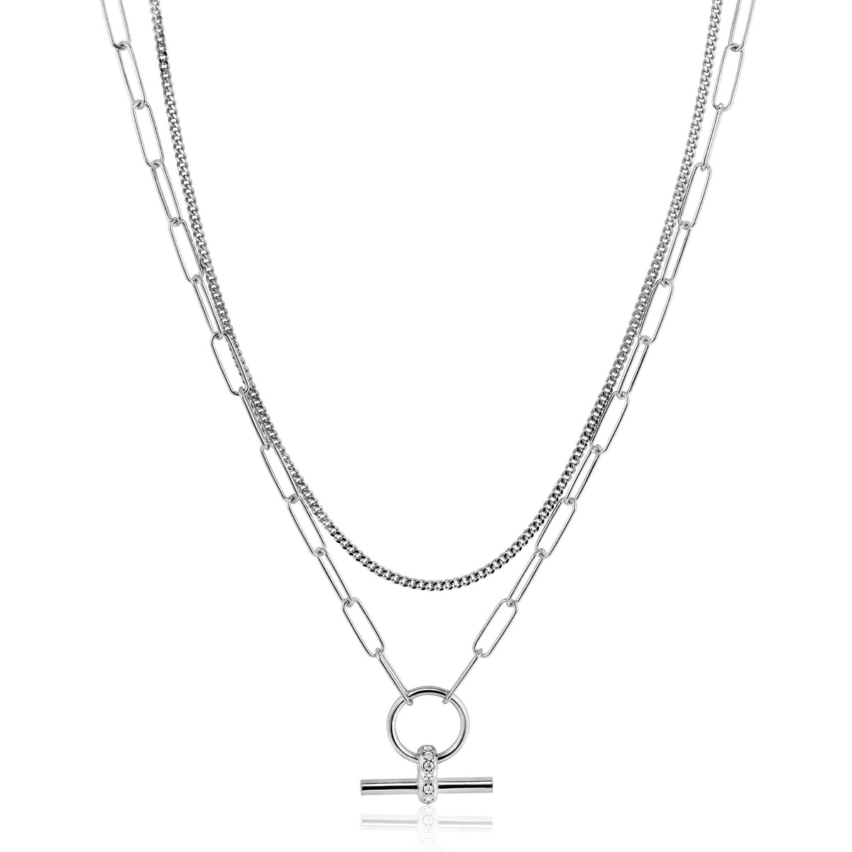 Collier en argent avec deux chaînes, l'une en maillons et l'autre en maille, fermoir en forme de cercle avec un détail en diamant.