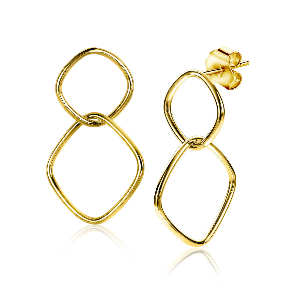 Boucles d'oreilles dorées en forme de maillons entrecroisés.