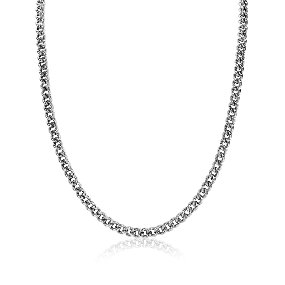 Collier en argent avec maillons entrelacés, finition brillante.