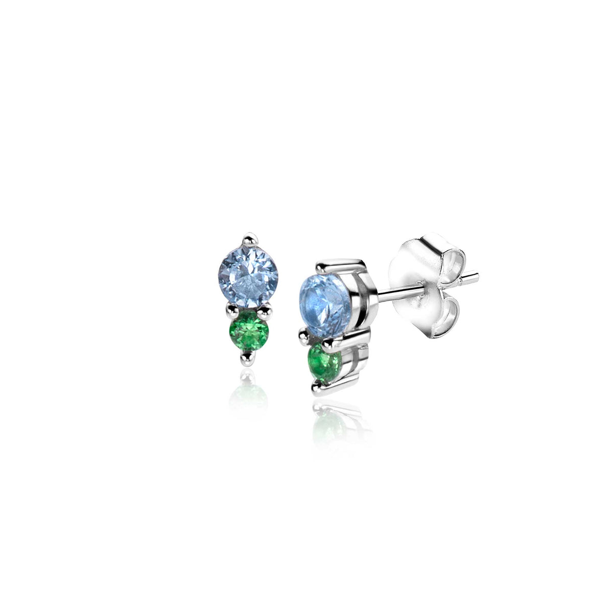 Boucles d'oreilles en argent avec pierres précieuses bleu et verte.