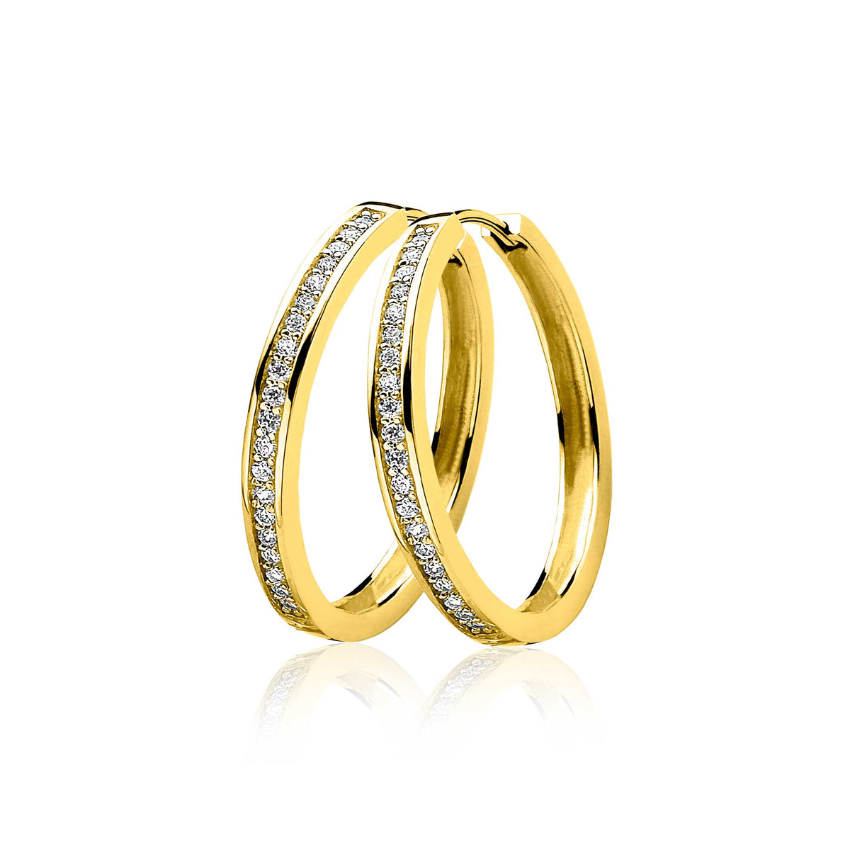 Boucles d'oreilles dorées avec une ligne de zircons scintillants.