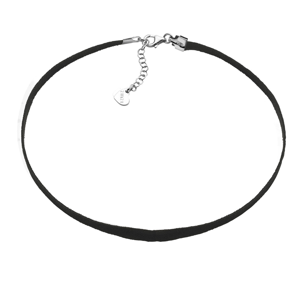 Collier en argent avec un design fin et une chaîne ajustable.