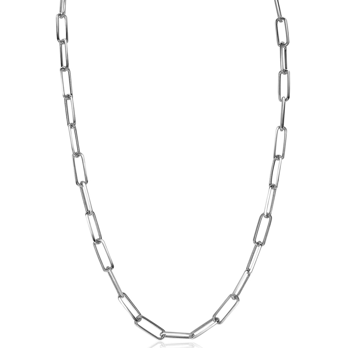 Collier en argent avec maillons allongés et finition brillante.