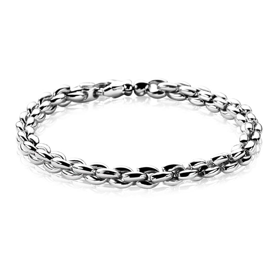 Bracelet en argent avec maillons entrelacés et finition brillante.
