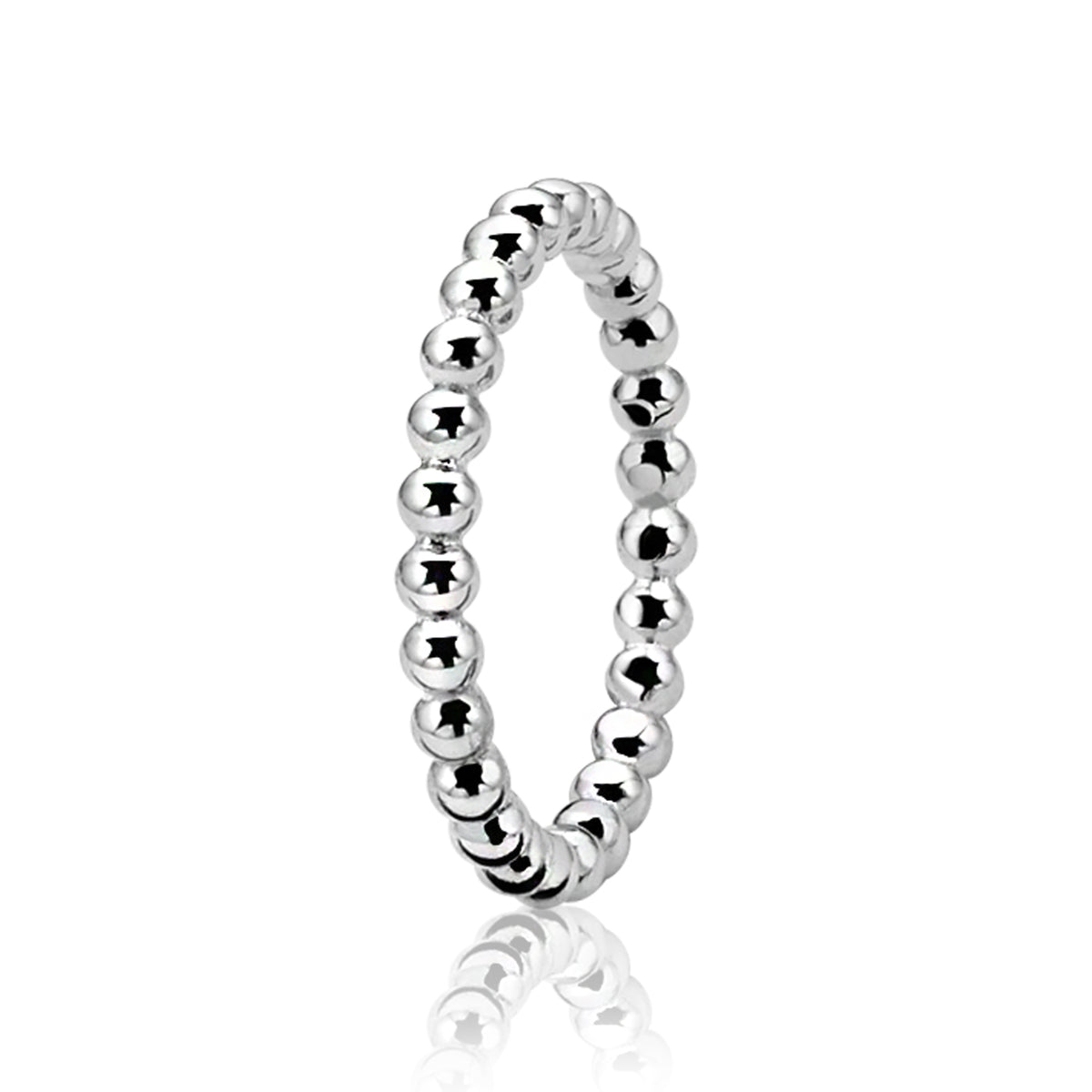 Bague en argent avec des perles brillantes.