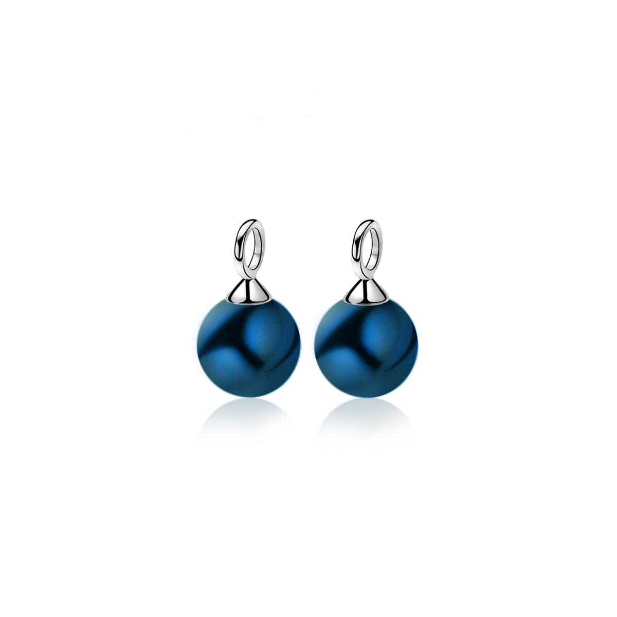 Boucles d'oreilles en argent avec des perles rondes bleu mat.