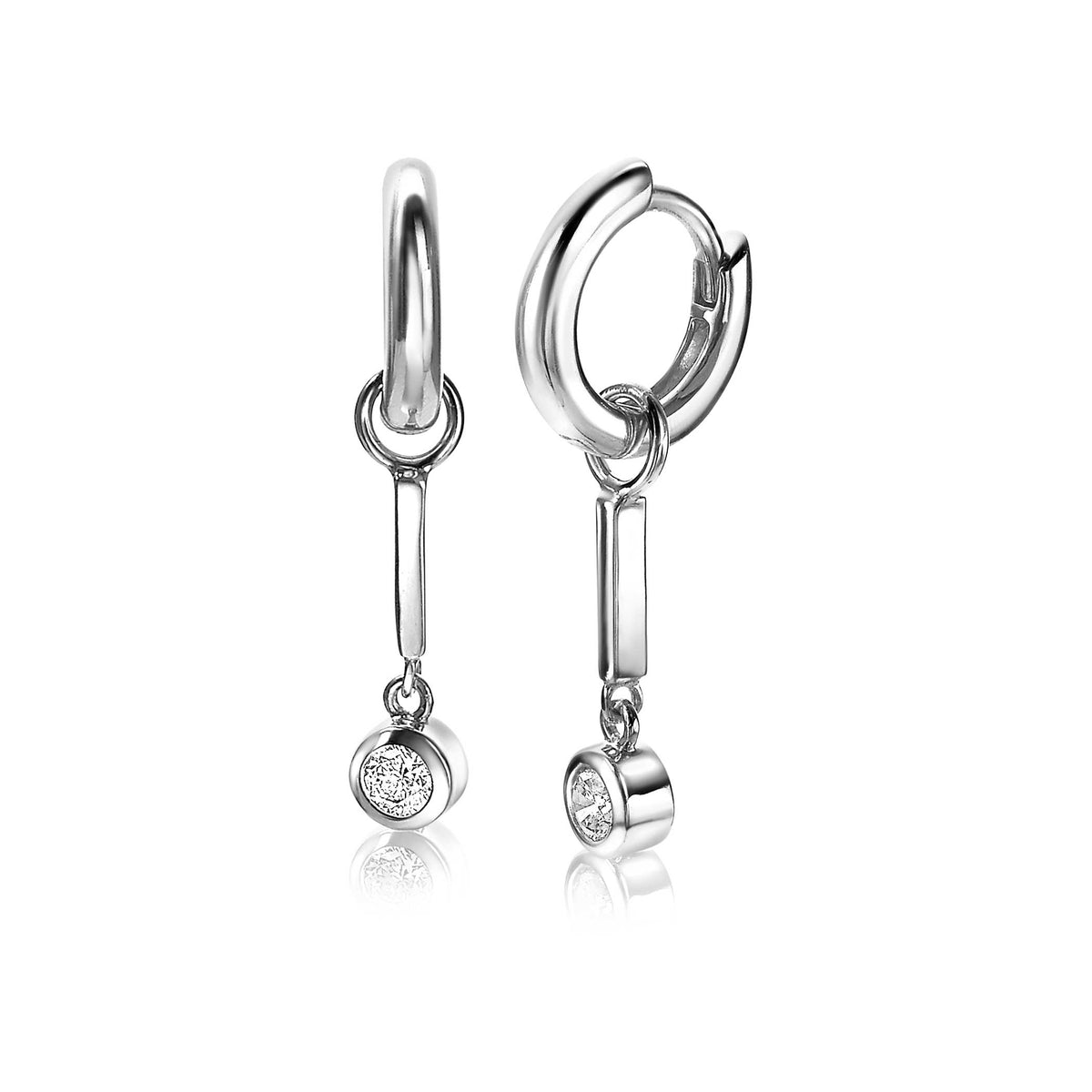 Boucles d'oreilles en argent avec un pendentif en forme de disque et un zircon.