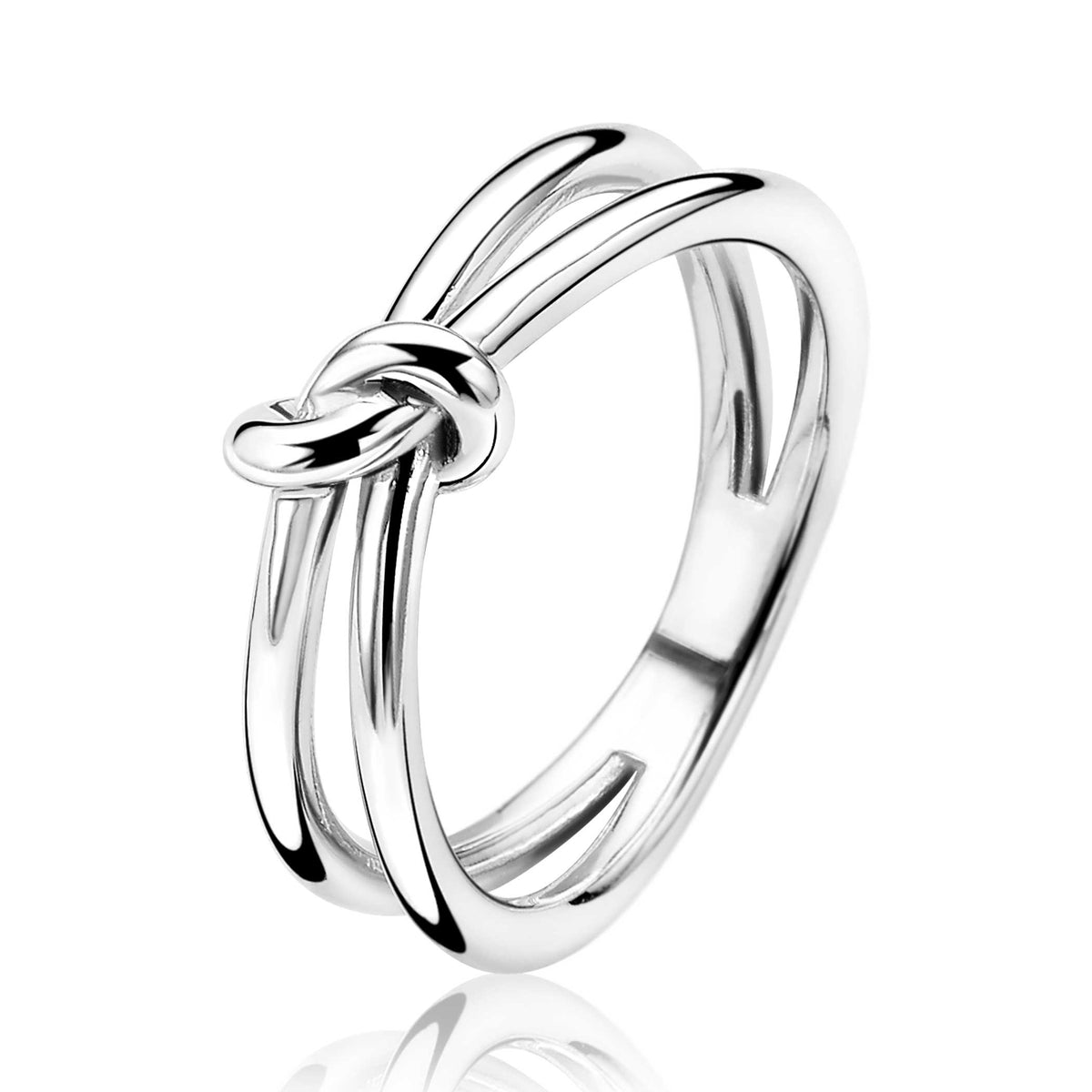 Bague en argent avec un design noué et des lignes lisses.