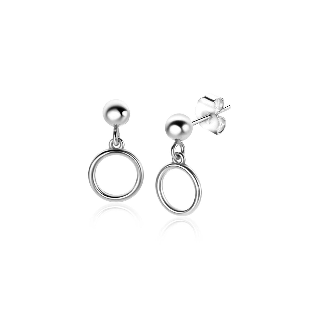 Boucles d'oreilles en argent avec un design en cercle suspendu.