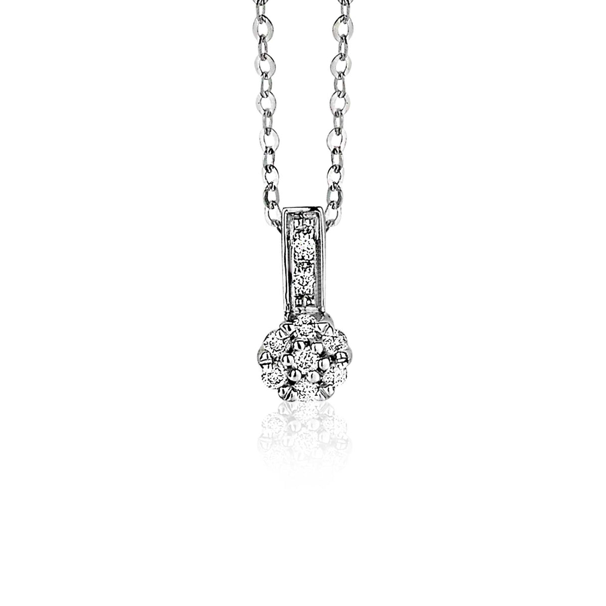 Pendentif en or avec une boule sertie de pierres brillantes, suspendu à une chaîne délicate.