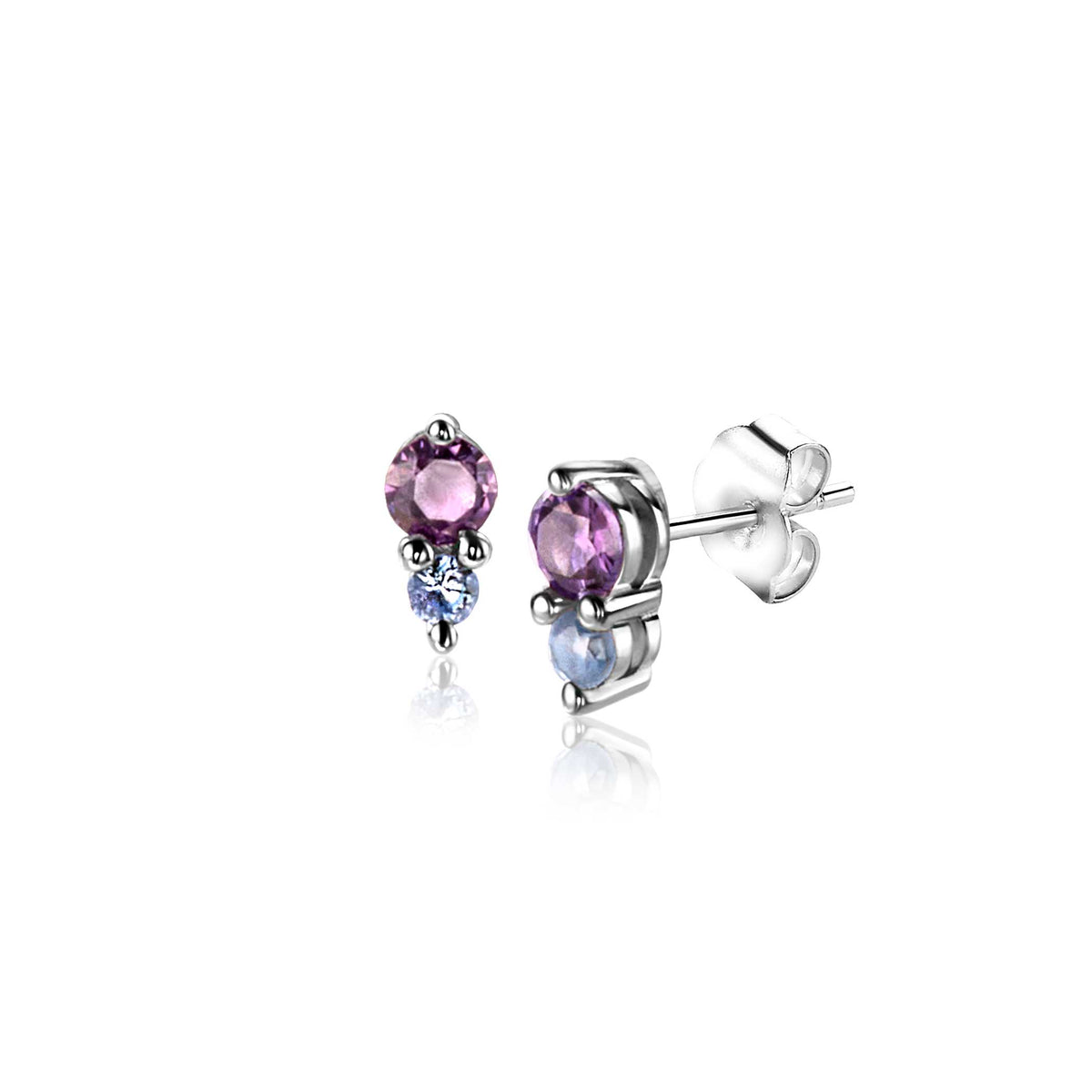 Boucles d'oreilles en argent avec pierres précieuses violettes et bleues.