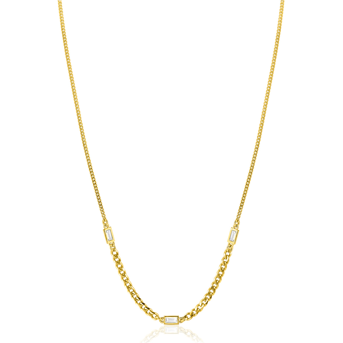 Collier doré avec maillons rectangulaires et chaîne délicate.