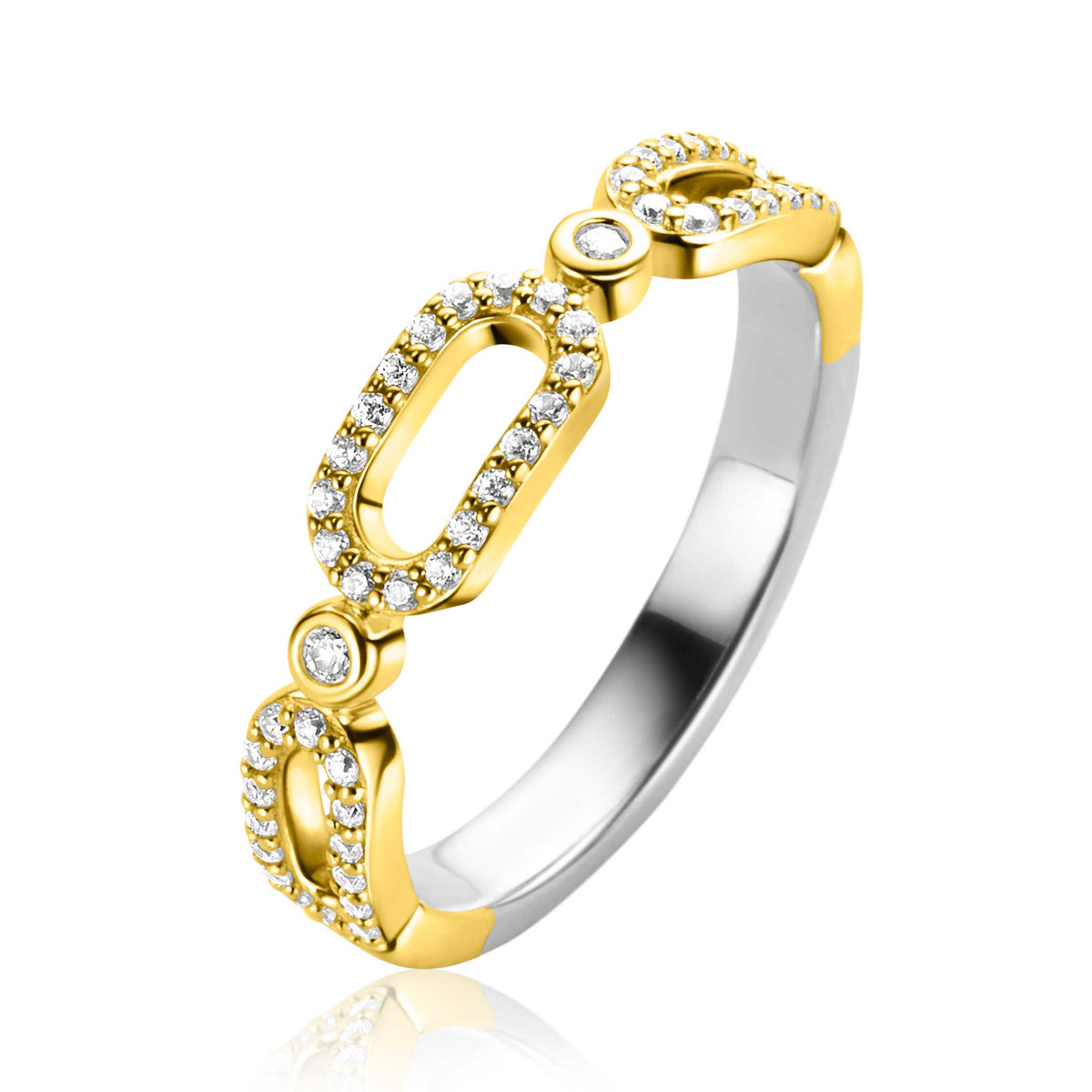 Bague dorée ornée de zircons, avec un design en maillons et des détails brillants.