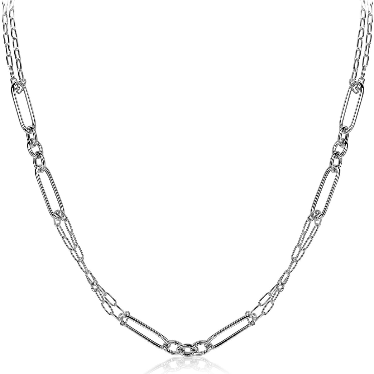 Collier en argent avec maillons allongés et ovales, finition brillante.