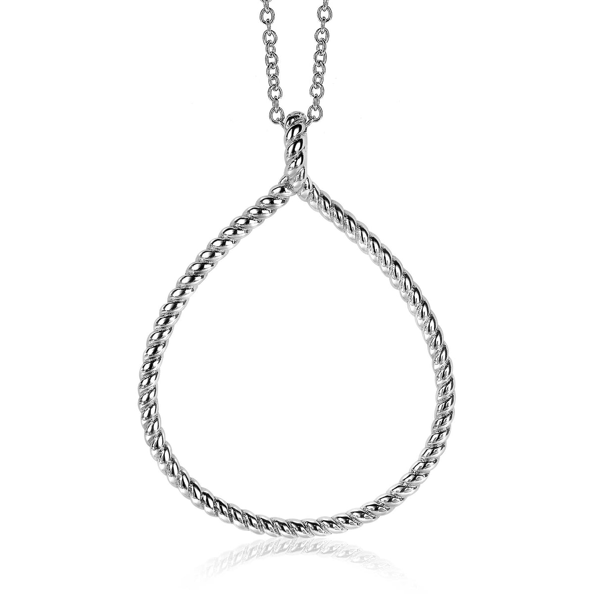 Pendentif en argent en forme de goutte, avec une chaîne délicate.