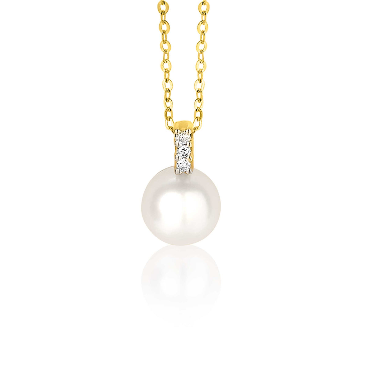 Pendentif en perle avec chaîne en or et détails en zircon.