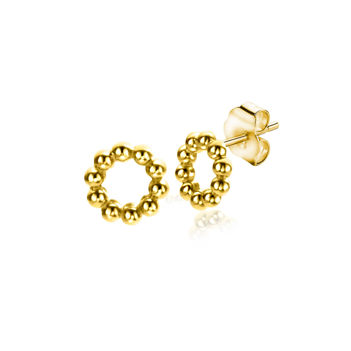 Boucles d'oreilles dorées en forme de cercle avec des perles.