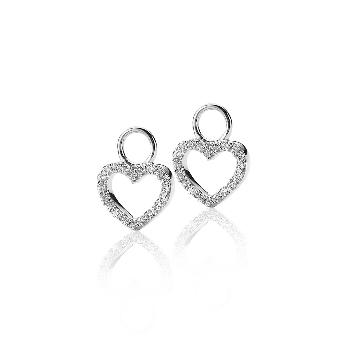 Boucles d'oreilles en argent en forme de cœur, ornées de zircons.