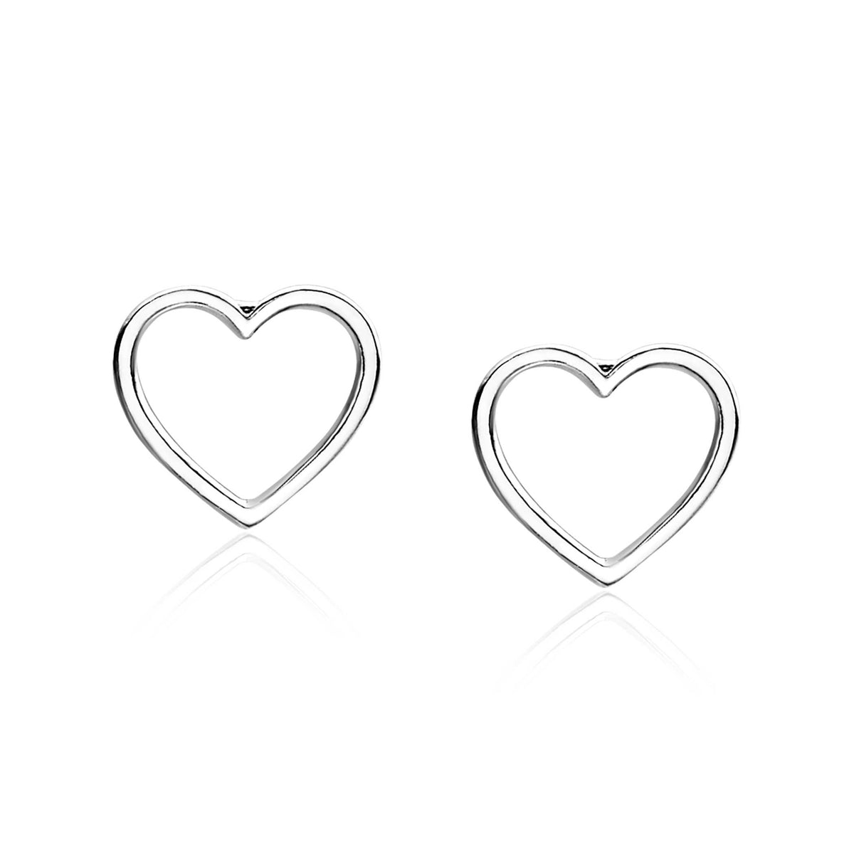 Boucles d'oreilles en argent en forme de cœur.