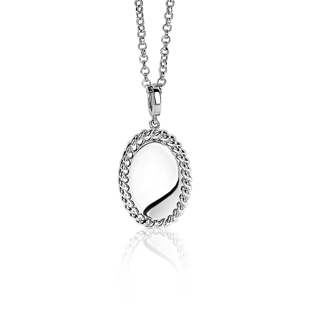 Pendentif en argent avec une chaîne, forme ovale et détail en spirale.