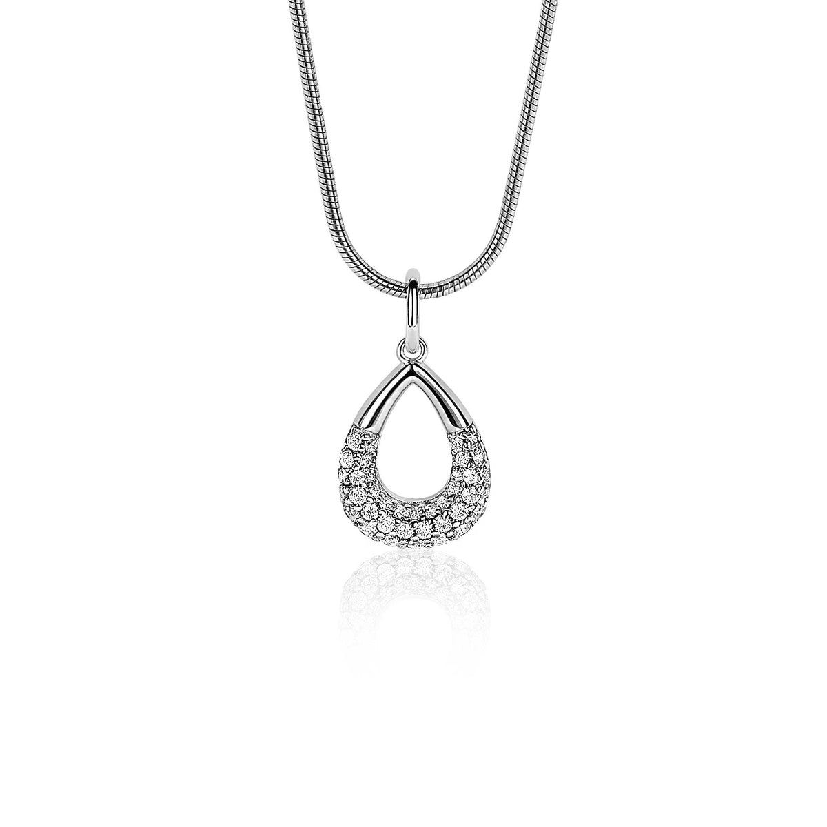 Pendentif en argent en forme de goutte, orné de zircons scintillants.