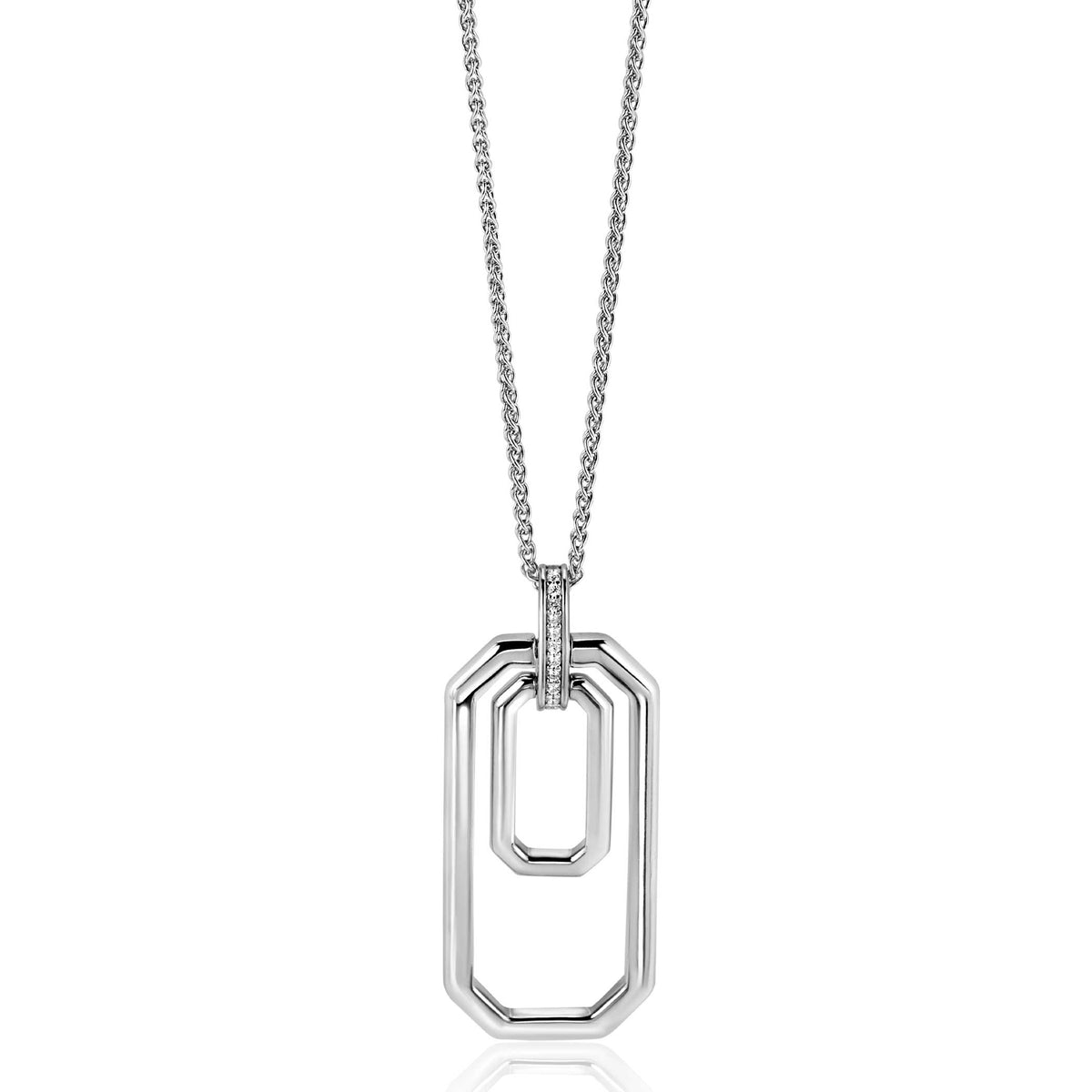Collier en argent avec un pendentif en forme de double rectangle.