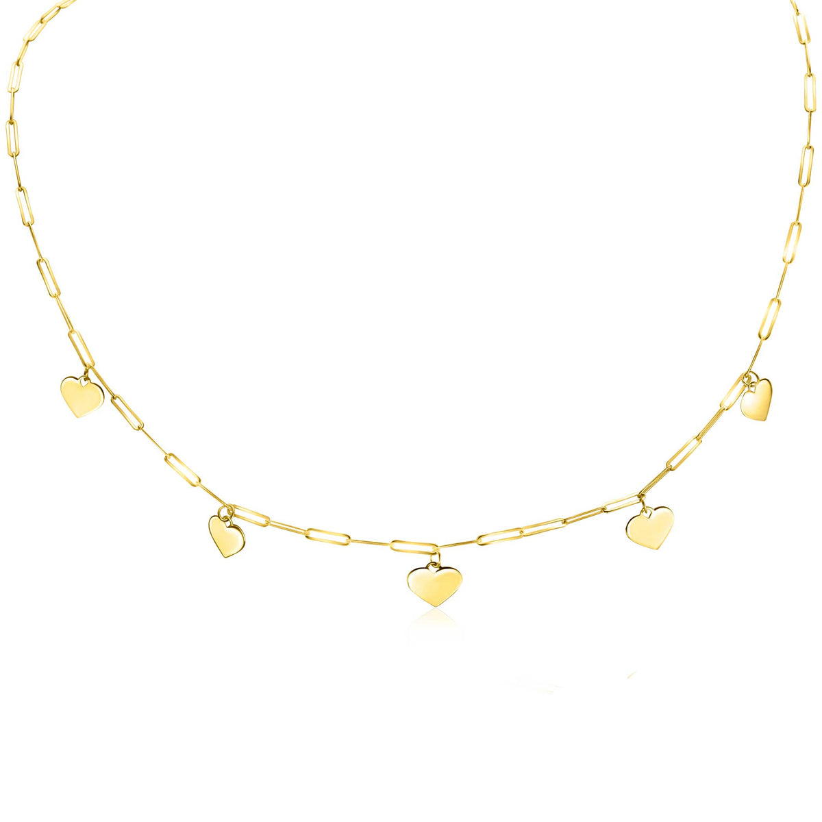 Collier doré avec des petits cœurs suspendus en forme de cœur.