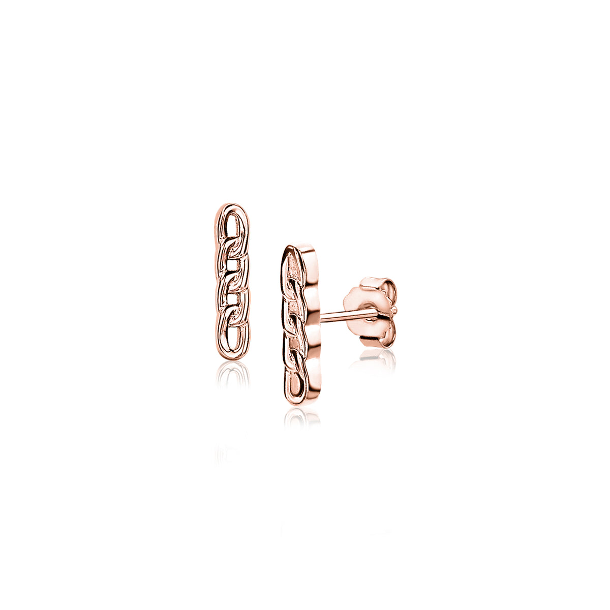 Boucles d'oreilles en métal doré, de forme allongée avec un motif en chaîne.