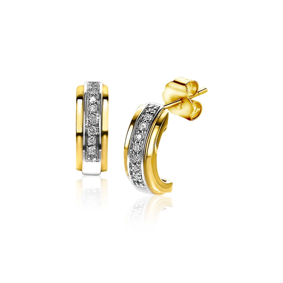 Boucles d'oreilles en or avec un design élégant, une partie argentée et des détails en strass.