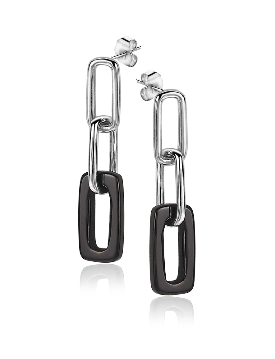 Boucles d'oreilles en argent avec des maillons rectangulaires, un maillon noir et un maillon argenté.